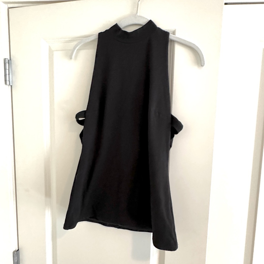 Express Sleeveless Top Size Medium